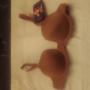 Maiden Form convertible strap bra
